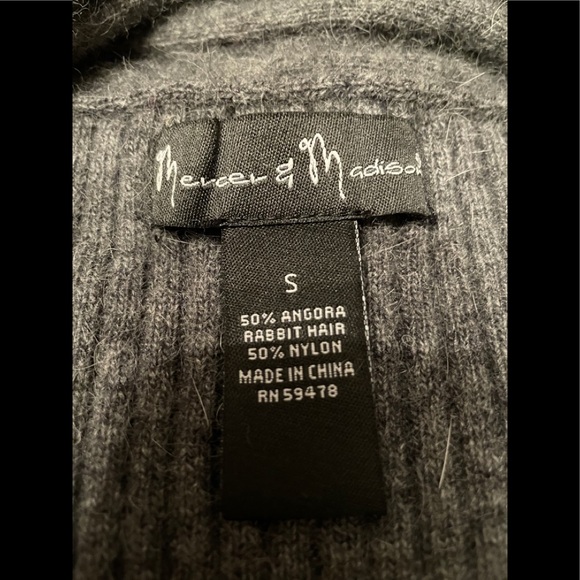 Mercer & Madison Ribbed Waterfall Cardigan🖤 - Picture 7 of 7